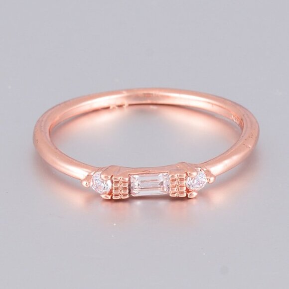 💥 Refined Slight Anillos Chic Rectangle Round CZ Rings For Woman, HA4209-6 - Picture 1 of 1